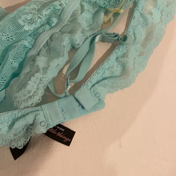 Lace Victoria’s Secret light seafoam green-blue bra with split cups: *bottom bra - Picture 3 of 7